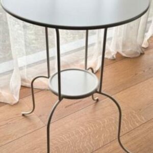 TABLE LINDVED
